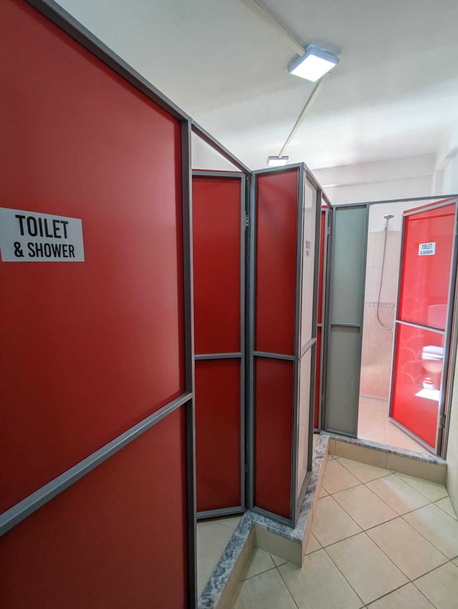 Tias Hostel Shkodër 外观 照片