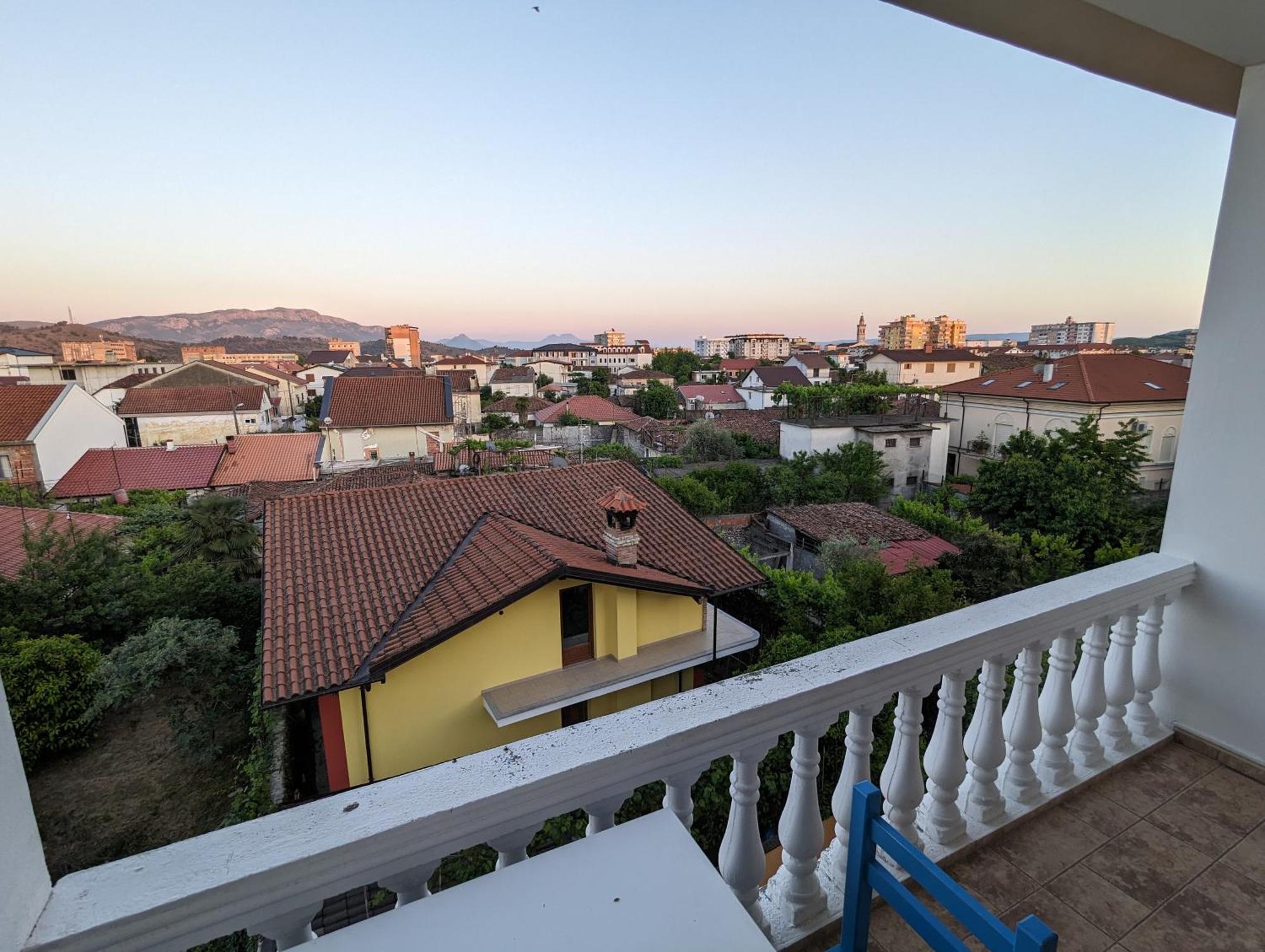 Tias Hostel Shkodër 外观 照片