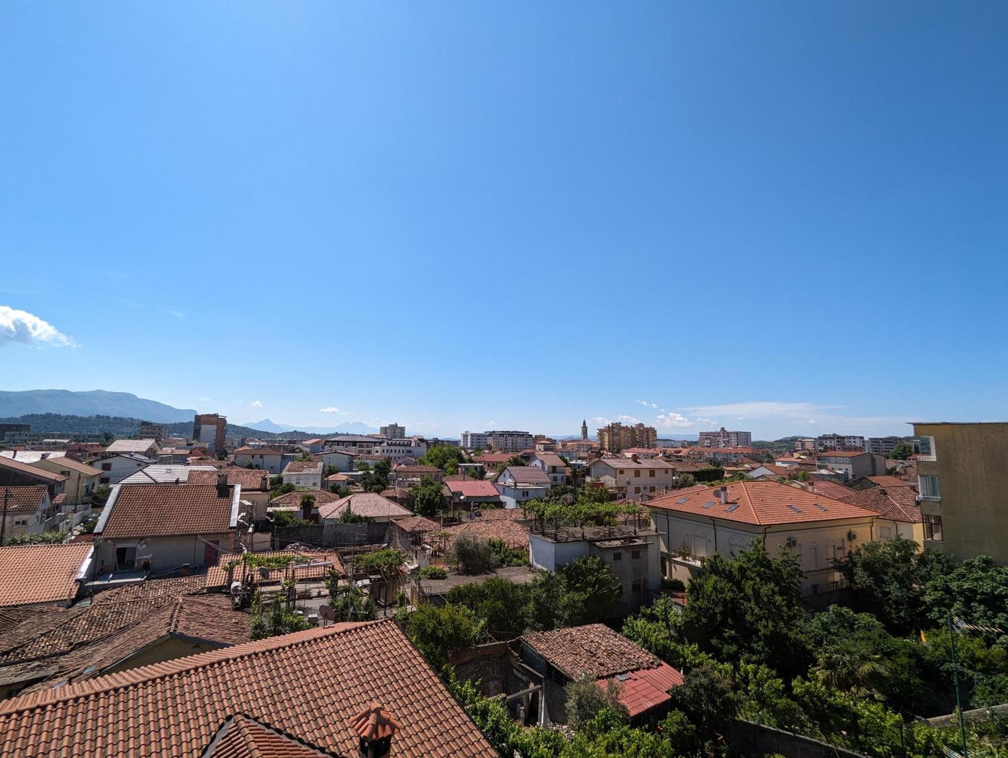 Tias Hostel Shkodër 外观 照片