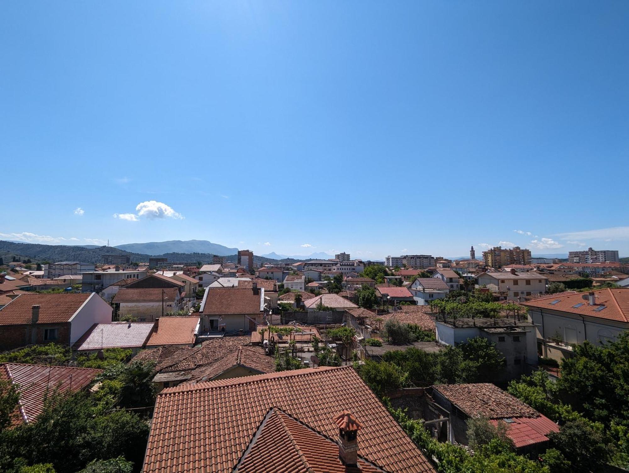 Tias Hostel Shkodër 外观 照片