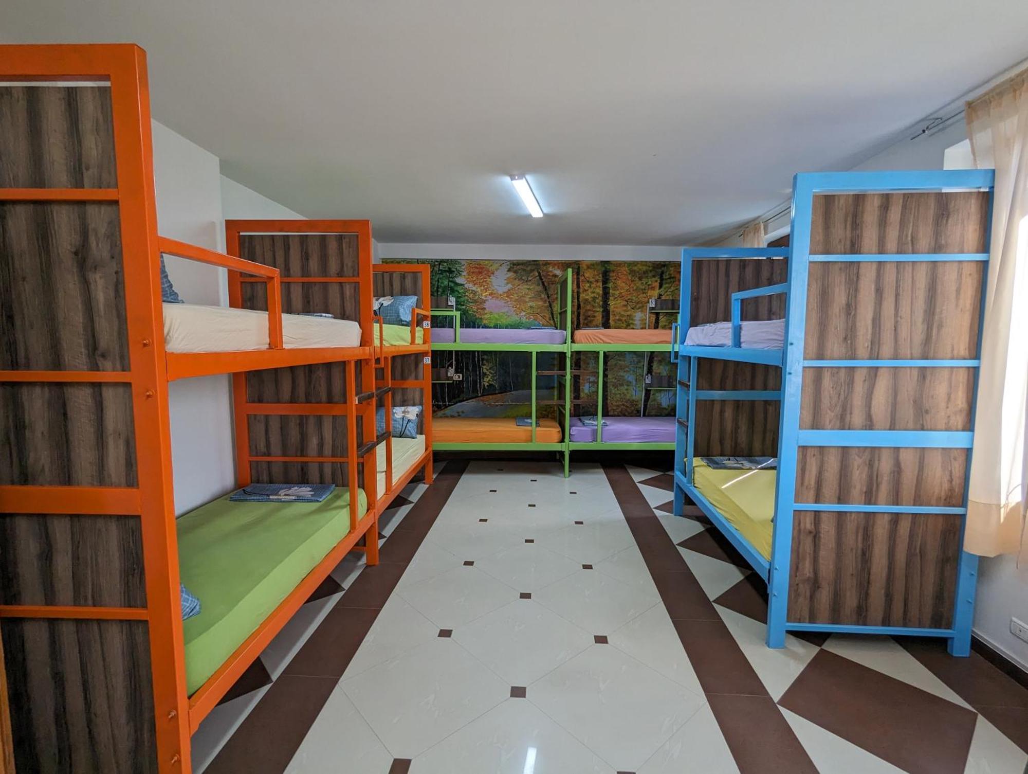 Tias Hostel Shkodër 外观 照片