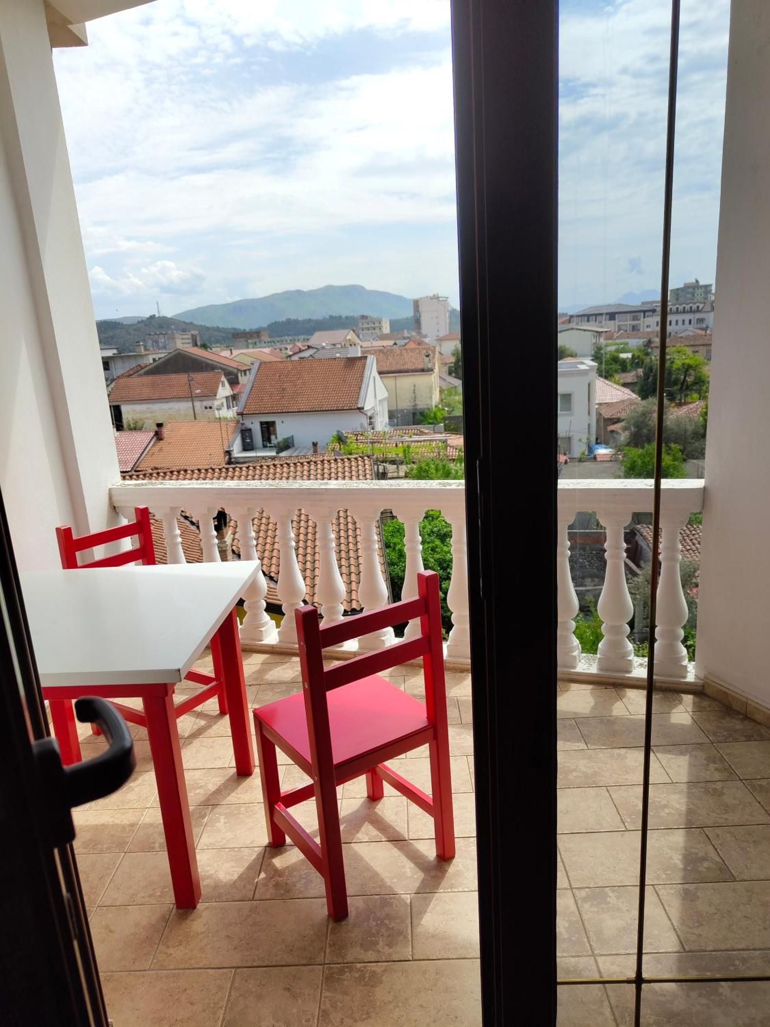 Tias Hostel Shkodër 外观 照片